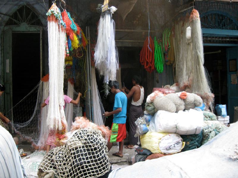 26_street.fish.repair.jpg