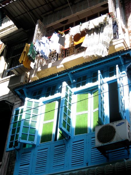 26strbalcony.jpg